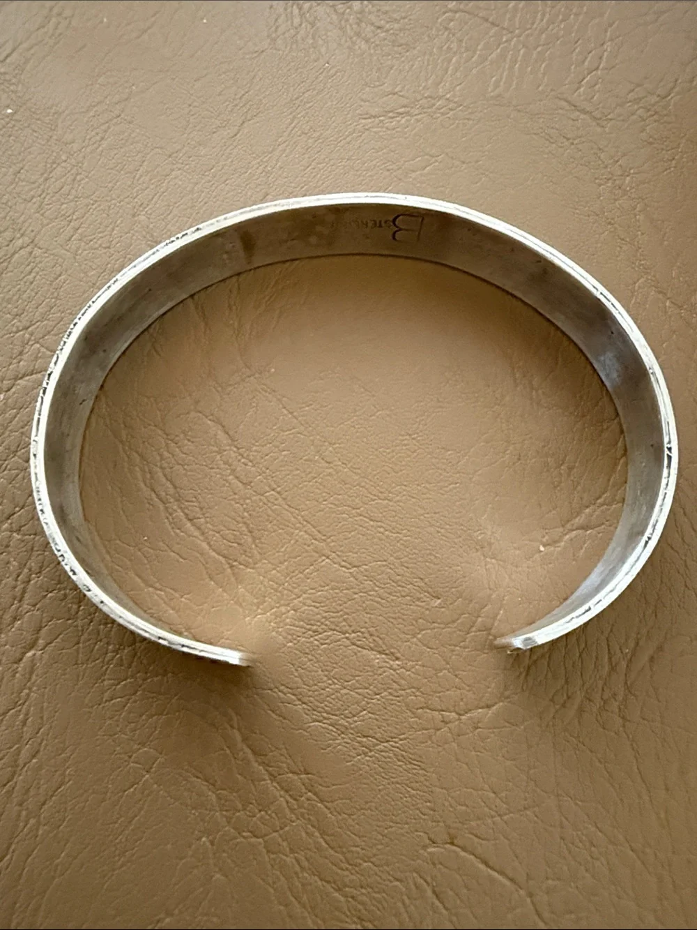 Native American signed Navajo Elaine Becenti Story Teller cuff Sterling Silver